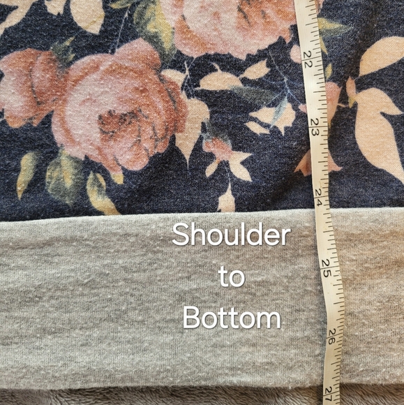 Flower Tee - Picture 7 of 7